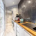 Studio Charme Royal - LOUIS XV - Metro 13